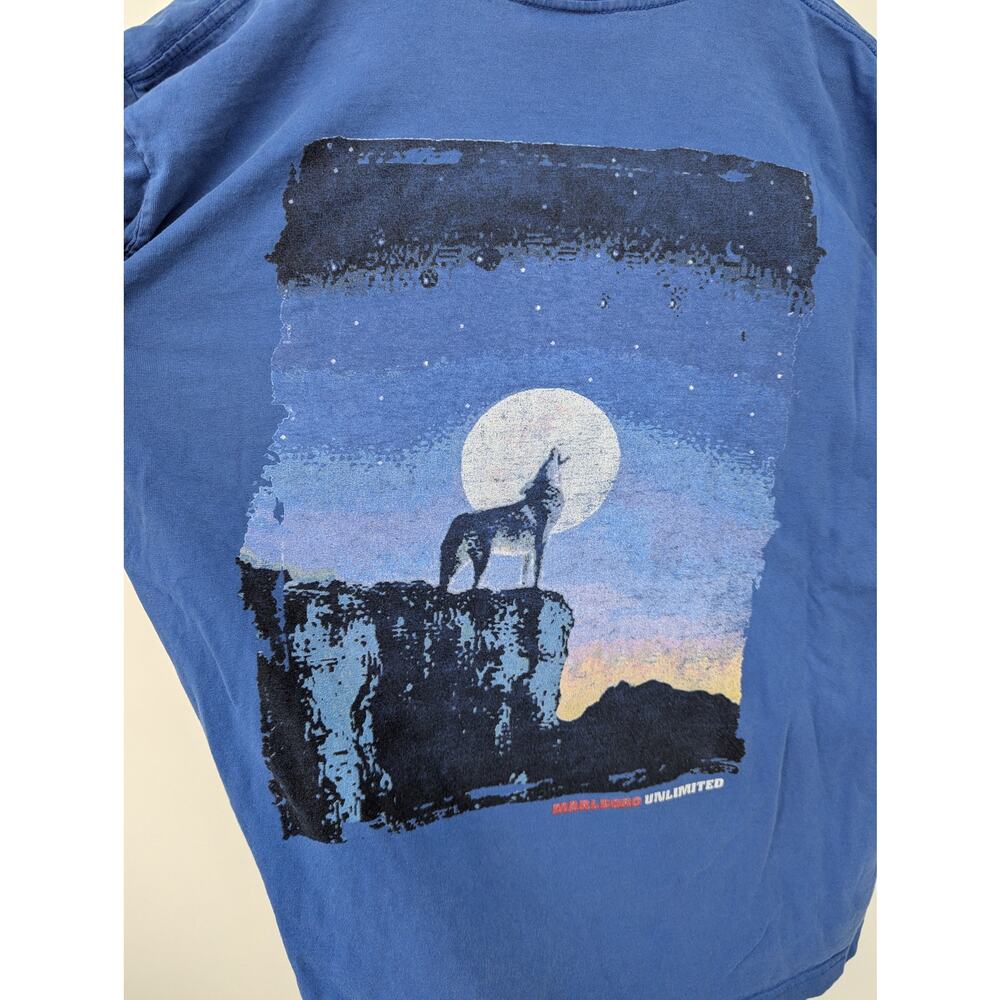 Vintage Marlboro Unlimited T Shirt XL Blue Wolf Moon Pocket Tee Distressed